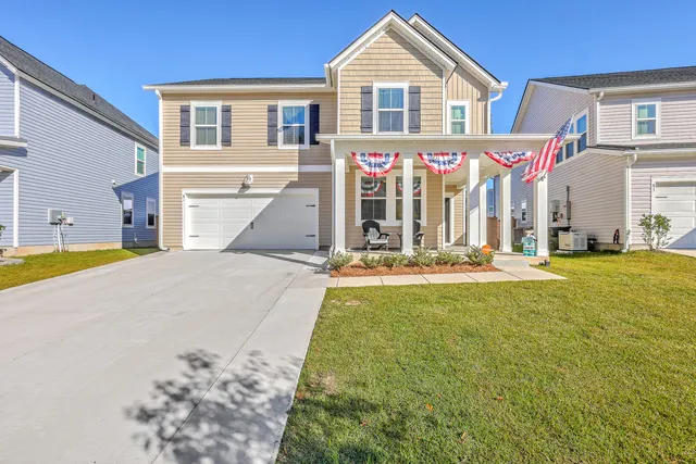 $429,900 | 81 Red Blf Street, Summerville, SC 29483
