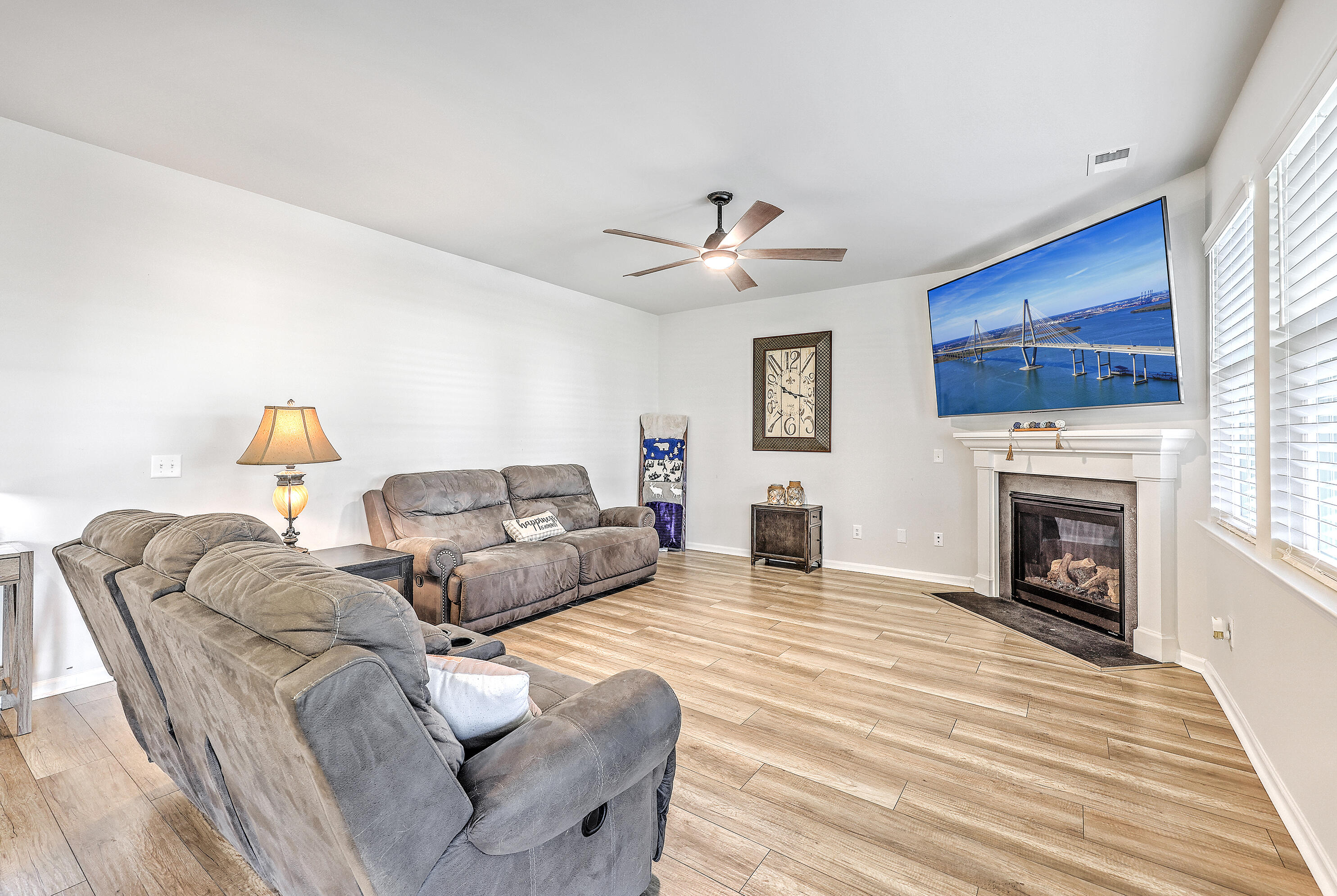 81 Red Blf Street Summerville, SC 29483 - Photo 11 of 47 Gas log fireplace