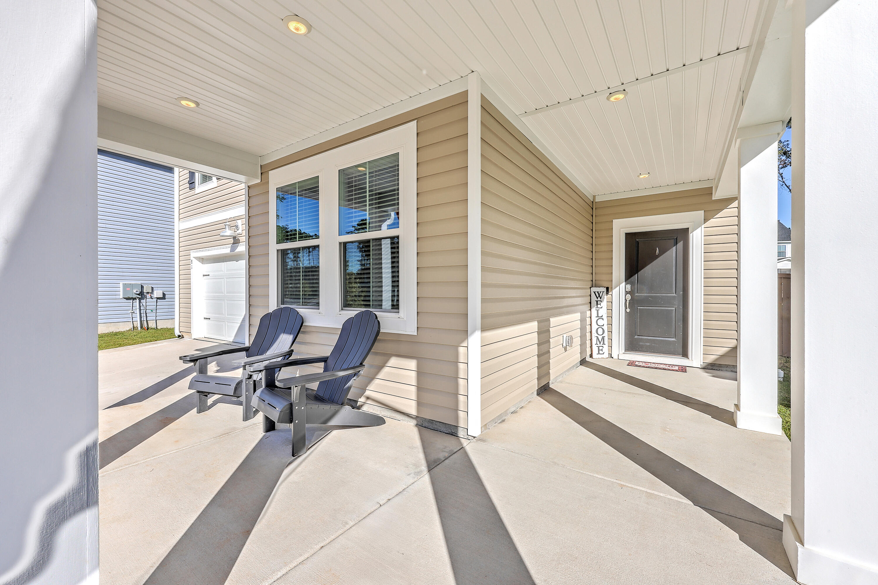 81 Red Blf Street Summerville, SC 29483 - Photo 6 of 47 Wrap around porch