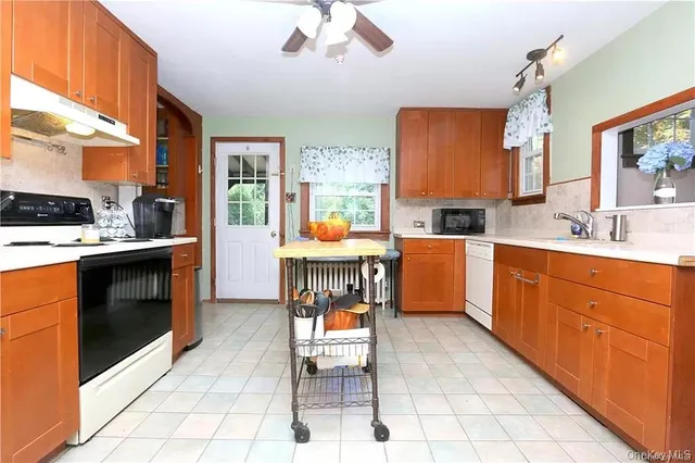 $3,500 | 12 Mamanasco Road, Carmel, NY 10512