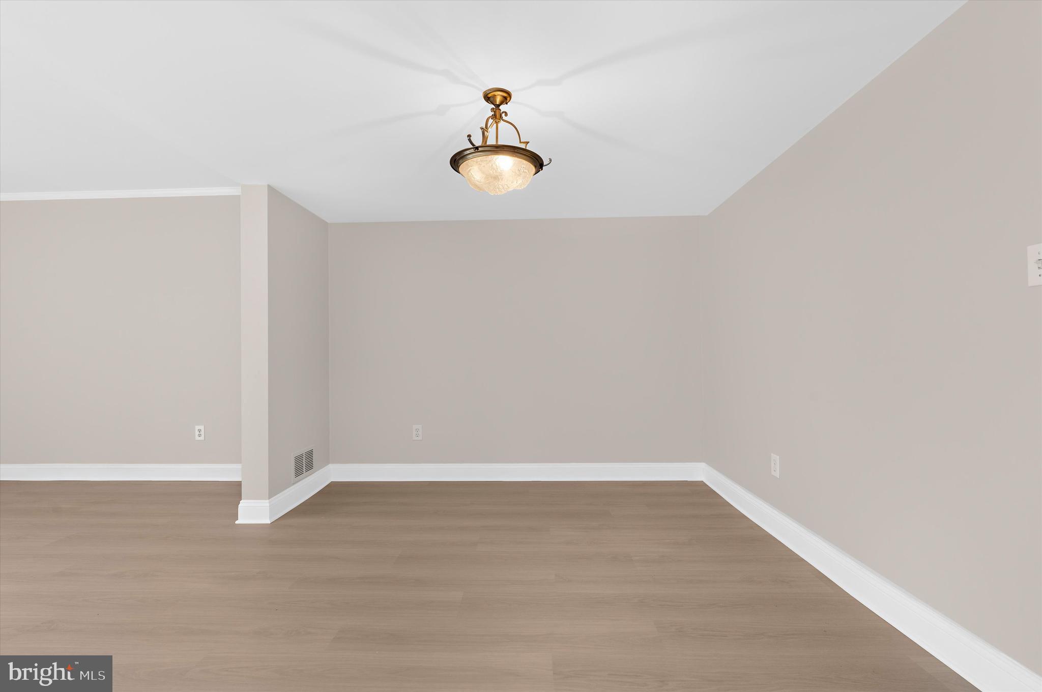 9221 Bellbeck Road Baltimore, MD 21234 - Photo 9 of 48 Open concept dining area