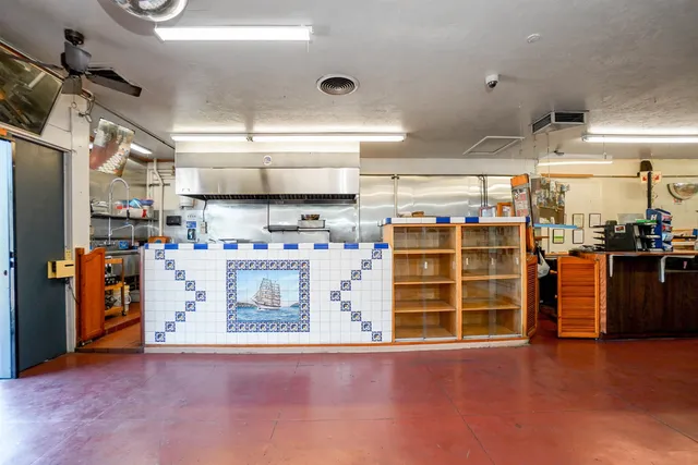 a view of a storage & utility room