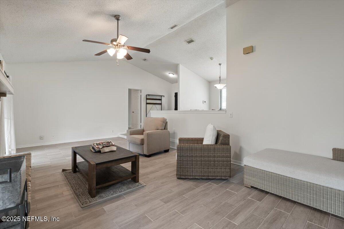 3379 Waverly Dock Road Jacksonville, FL 32223 - Photo 11 of 41 10-FULL-010