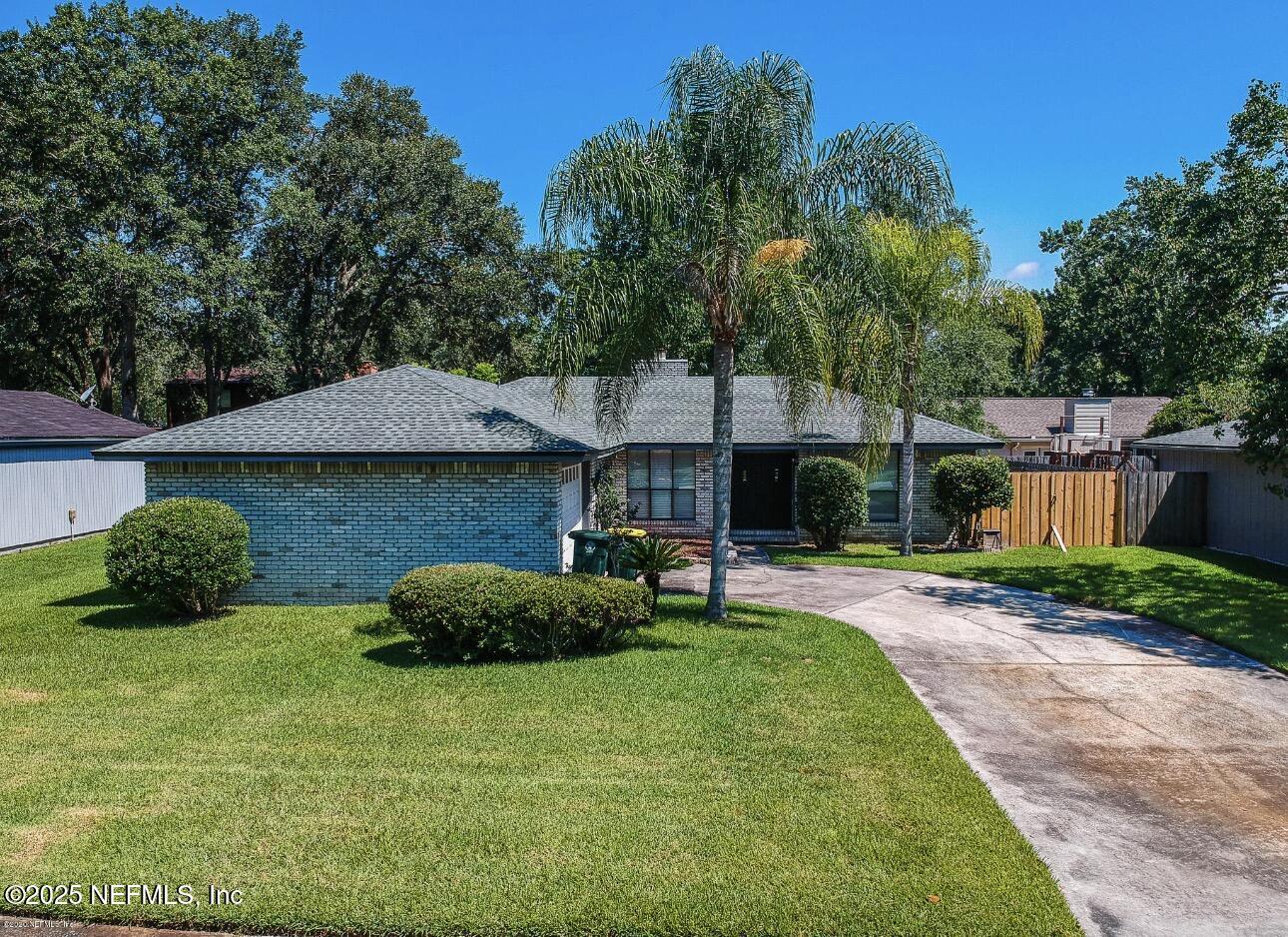 3379 Waverly Dock Road Jacksonville, FL 32223 - Photo 2 of 41 IMG_2946