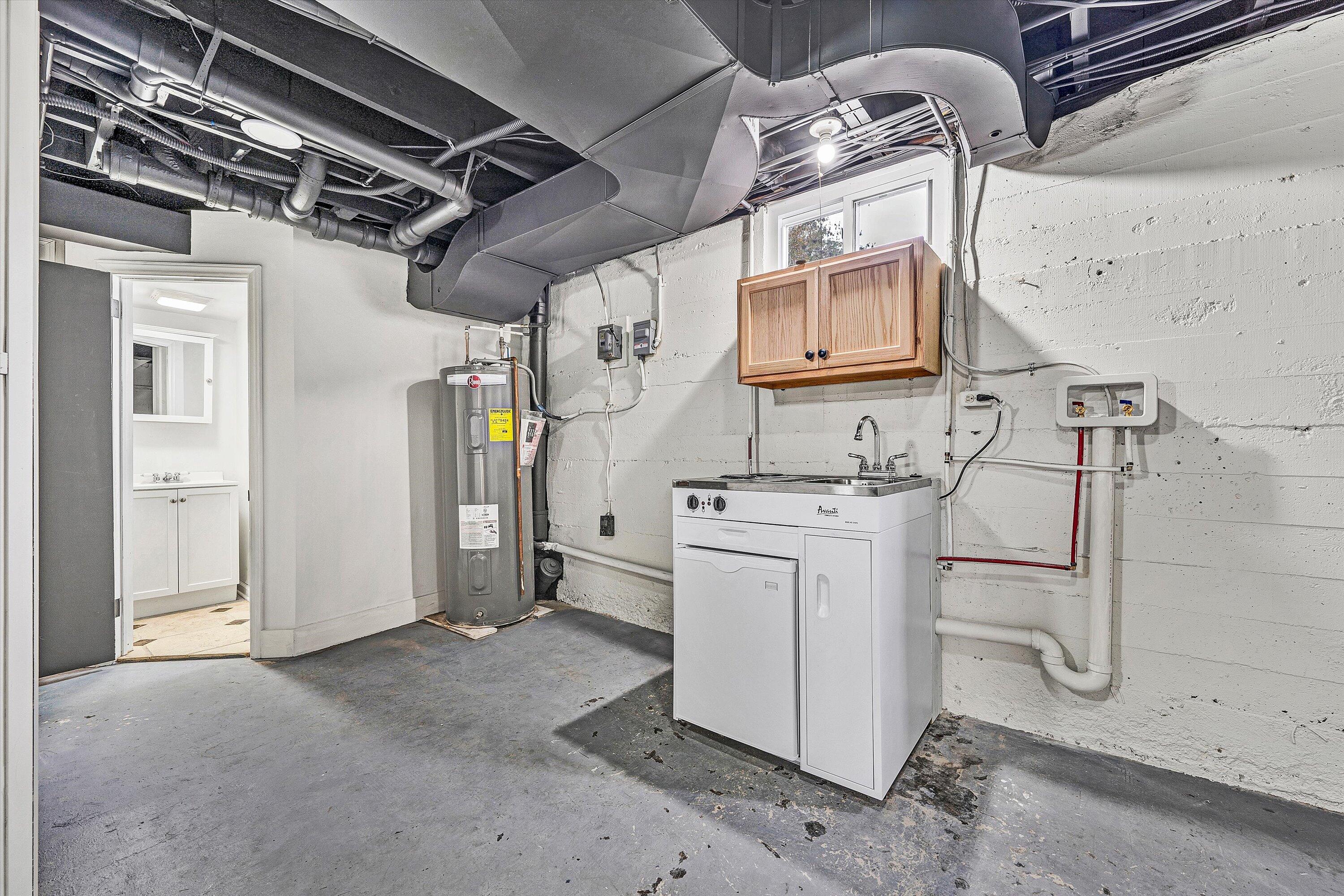 3573 Windsor Road Roanoke, VA 24018 - Photo 41 of 52 41-SGP-06333