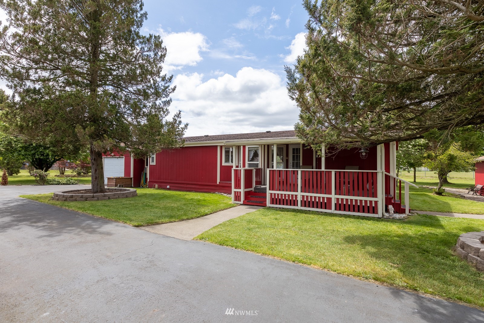 16632 103rd Avenue Southeast Yelm, WA 98597 - Photo 3 of 31 Gallery Image 3