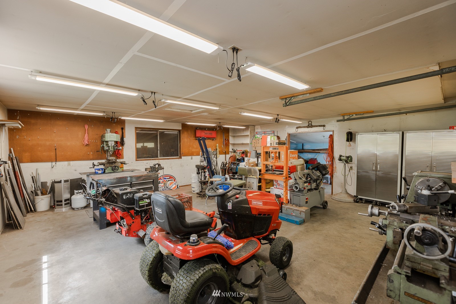 16632 103rd Avenue Southeast Yelm, WA 98597 - Photo 9 of 31 Gallery Image 9
