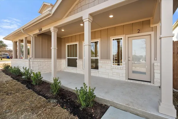 a view of a entryway of the house