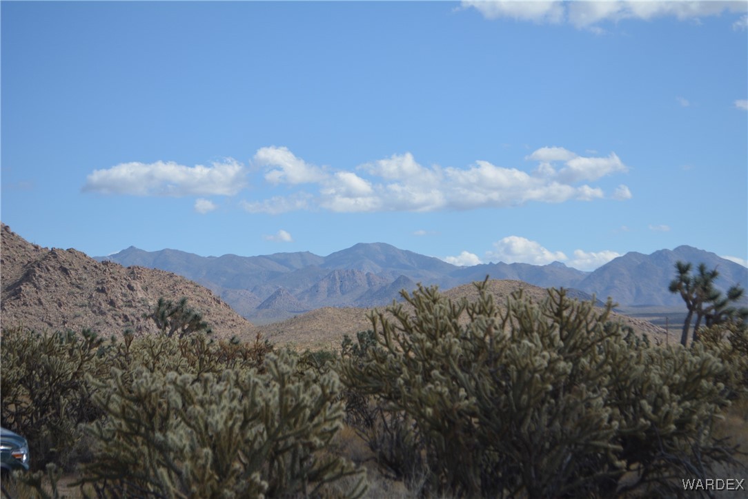 11841 Sherry Road Yucca, AZ 86438 - Photo 21 of 45 a view of a sky in the distance
