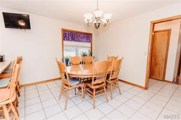 $285,000 | 12810 State Route North, Dixon, MO 65459