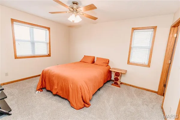 $285,000 | 12810 State Route North, Dixon, MO 65459