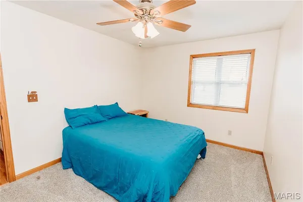 $285,000 | 12810 State Route North, Dixon, MO 65459