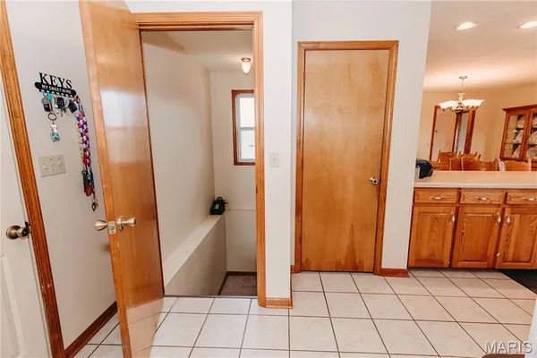 $285,000 | 12810 State Route North, Dixon, MO 65459