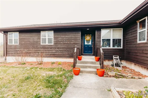 $285,000 | 12810 State Route North, Dixon, MO 65459
