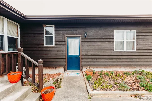 $285,000 | 12810 State Route North, Dixon, MO 65459