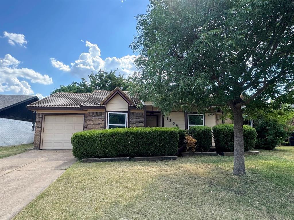 7204 Ridge Road West Fort Worth, TX 76133 - Photo 1 of 1 Gallery Image 1