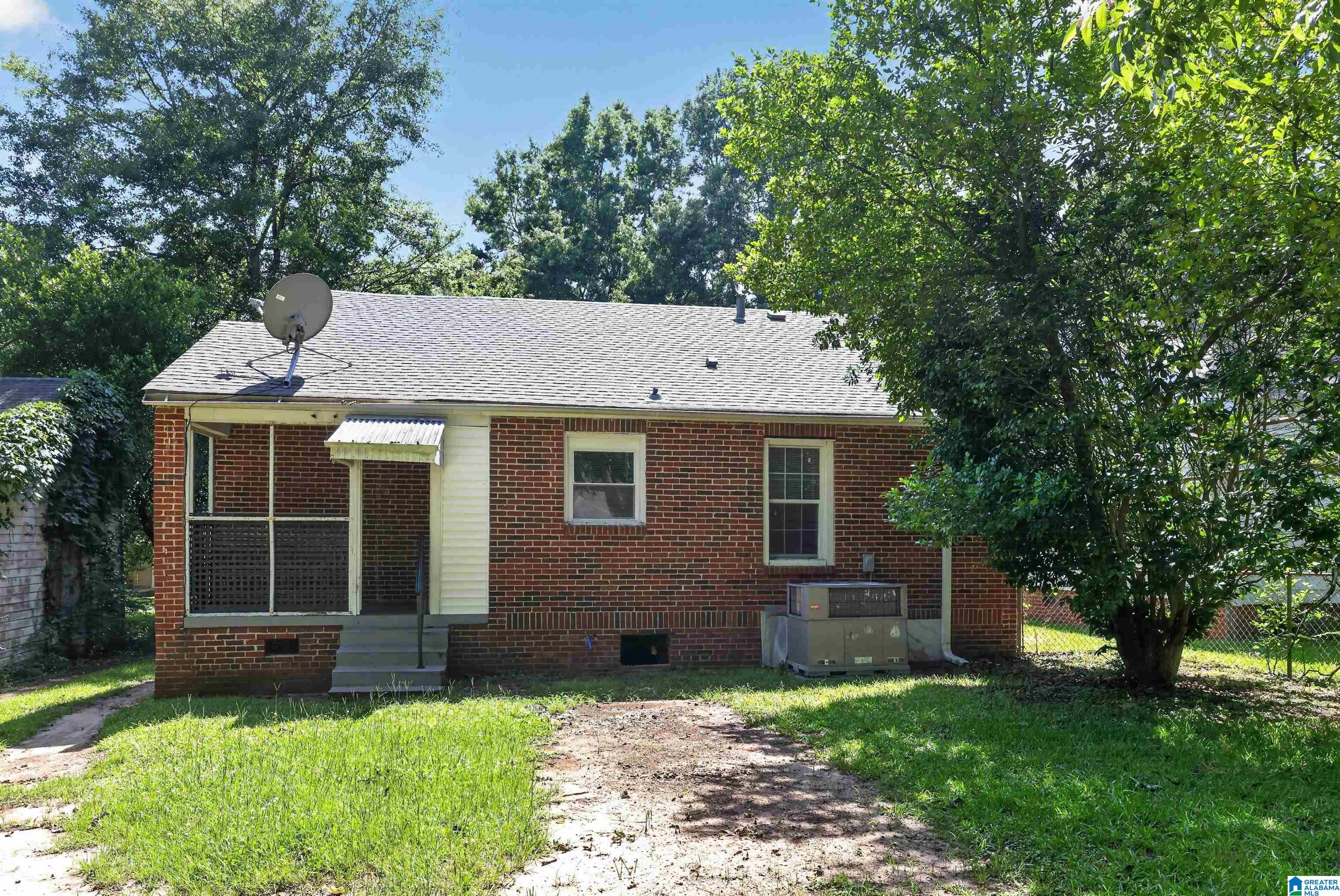 425 Calloway Street Montgomery, AL 36107 - Photo 3 of 23
