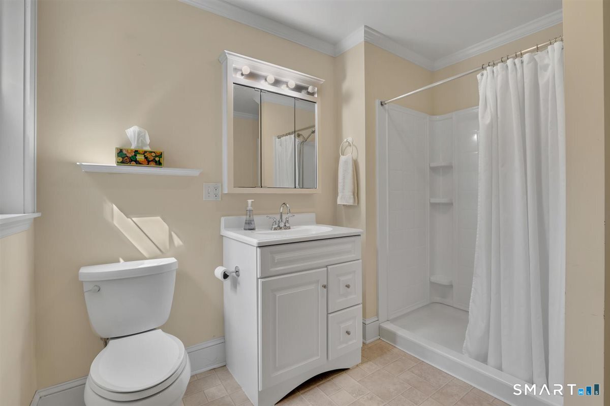 711 Ridge Road Middletown, CT 06457 - Photo 27 of 39 Gallery Image 27