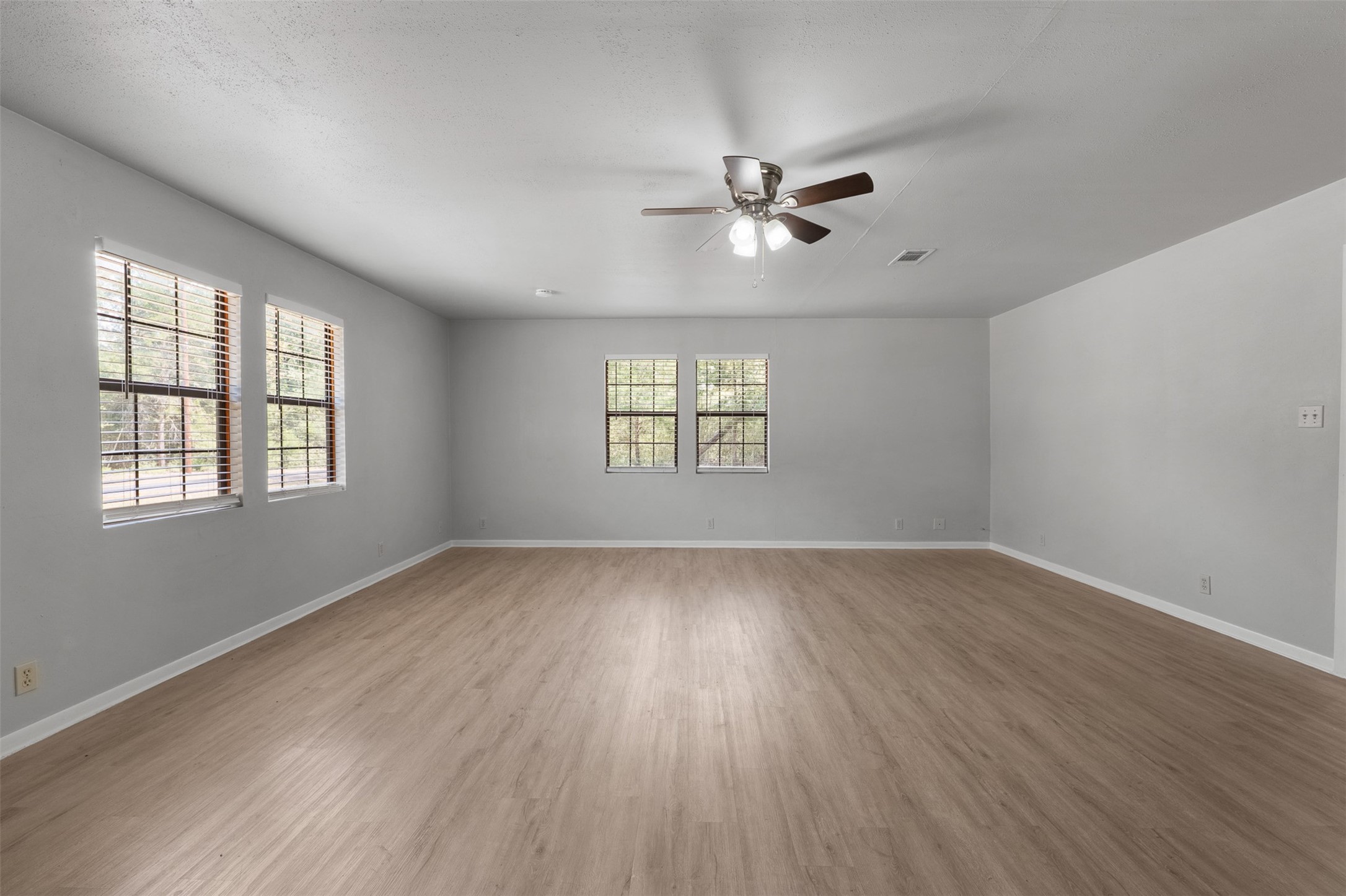 5 Topflite Trinity, TX 75862 - Photo 35 of 36 Gallery Image 35