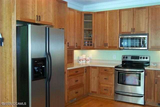 567 Coral Ridge Road Pine Knoll Shores, NC 28512 - Photo 11 of 29 KITCHEN