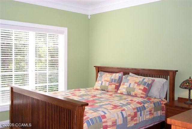 567 Coral Ridge Road Pine Knoll Shores, NC 28512 - Photo 14 of 29 PRINCIPAL BEDROOM