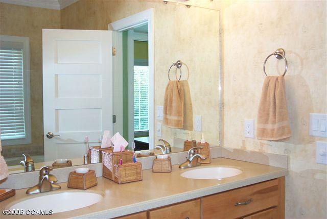 567 Coral Ridge Road Pine Knoll Shores, NC 28512 - Photo 15 of 29 PRINCIPAL BATH