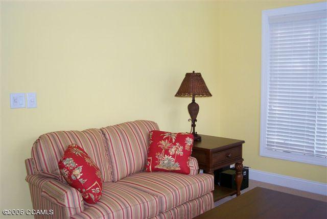 567 Coral Ridge Road Pine Knoll Shores, NC 28512 - Photo 17 of 29 SUNROOM/DEN OFF PRIN BDRM