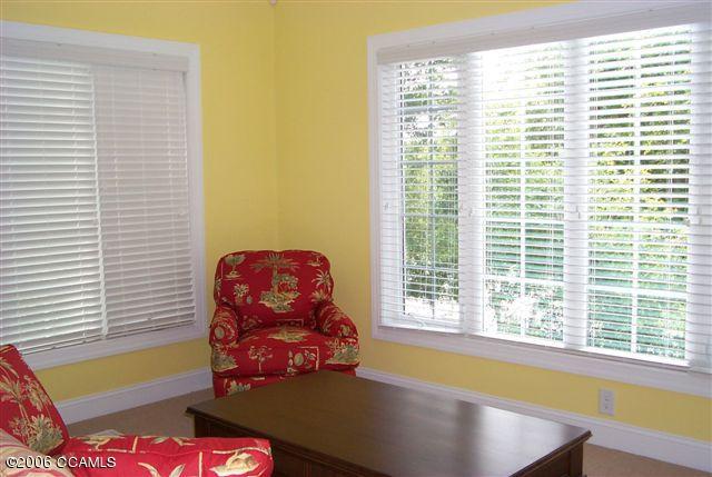 567 Coral Ridge Road Pine Knoll Shores, NC 28512 - Photo 18 of 29 SUNROOM/DEN OFF PRIN BDRM