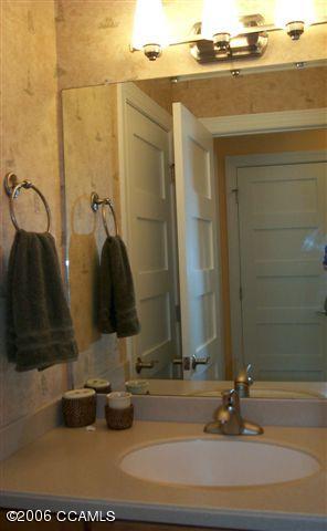 567 Coral Ridge Road Pine Knoll Shores, NC 28512 - Photo 22 of 29 HALL BATH