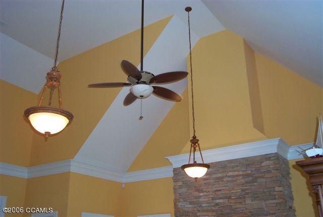 567 Coral Ridge Road Pine Knoll Shores, NC 28512 - Photo 10 of 29 VAULTED CEILING