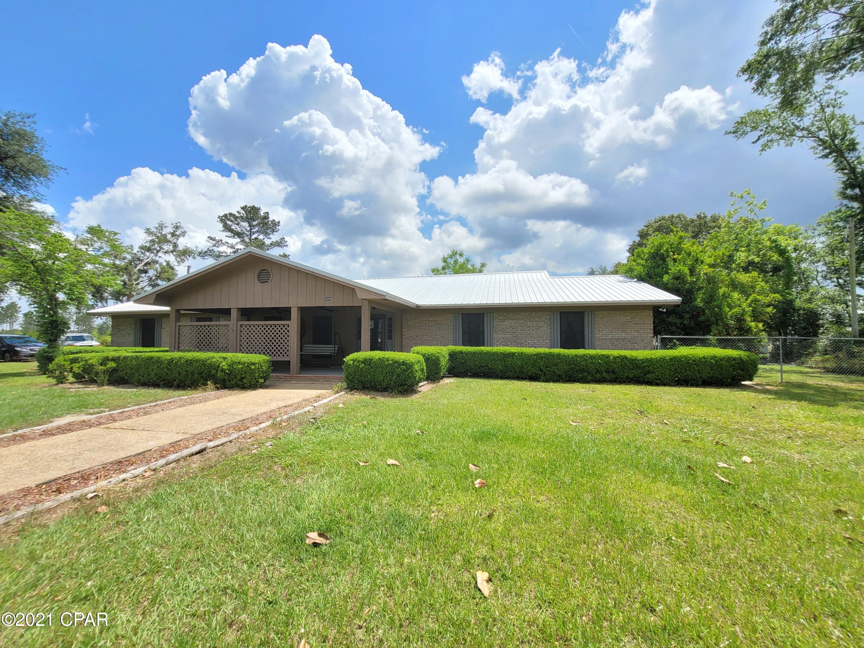 4258 Rogers Road Greenwood, FL 32443 - Photo 5 of 54 Gallery Image 5