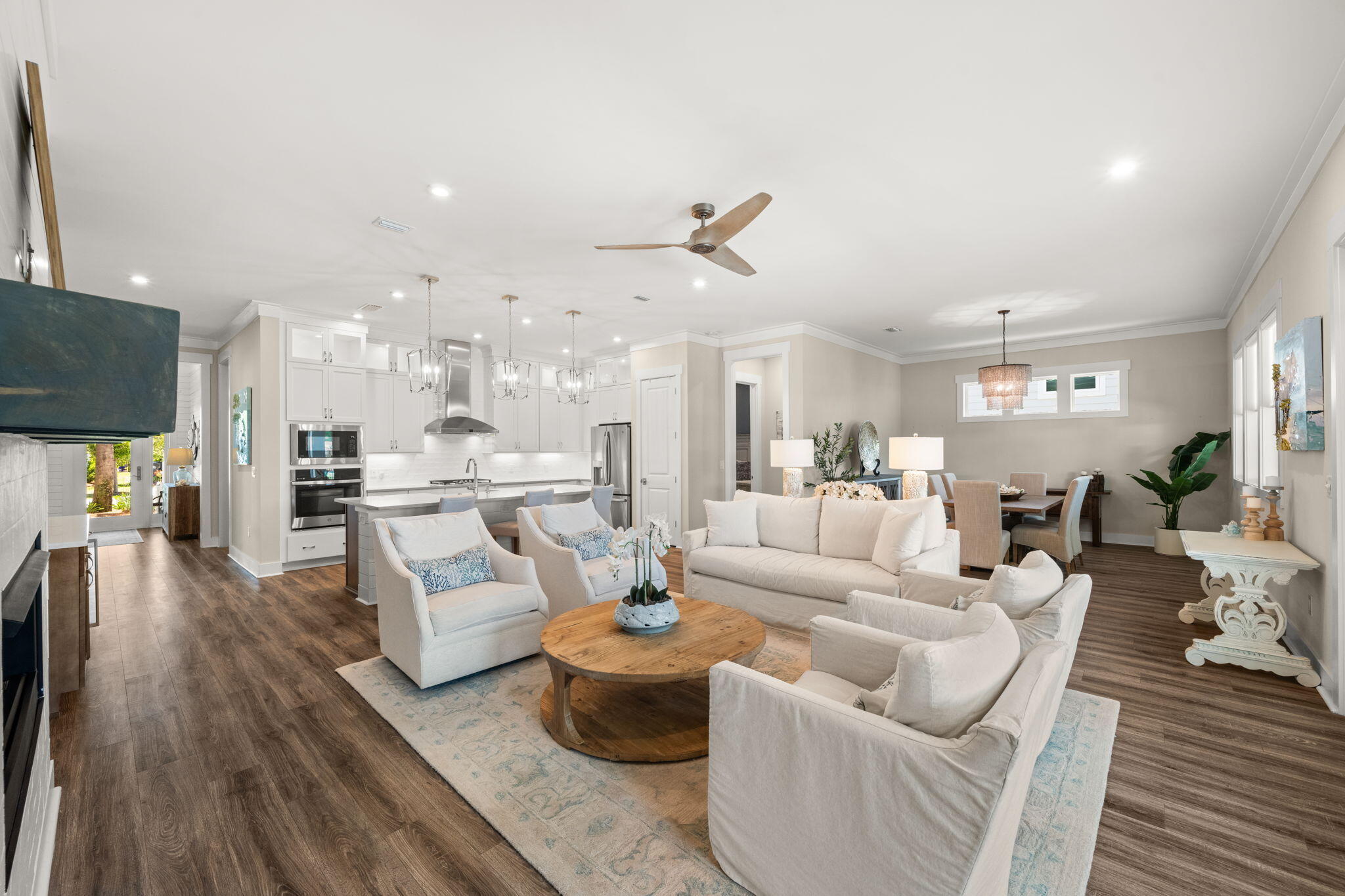 40 Tamoka Ct Inlet Beach Inlet Beach, FL 32461 - Photo 14 of 93 a living room with furniture and a wooden floor