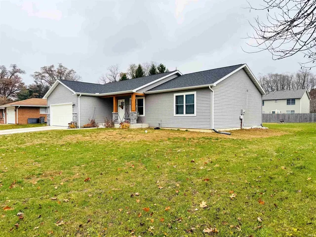 $395,000 | 58630 Broadway Boulevard, Elkhart, IN 46516