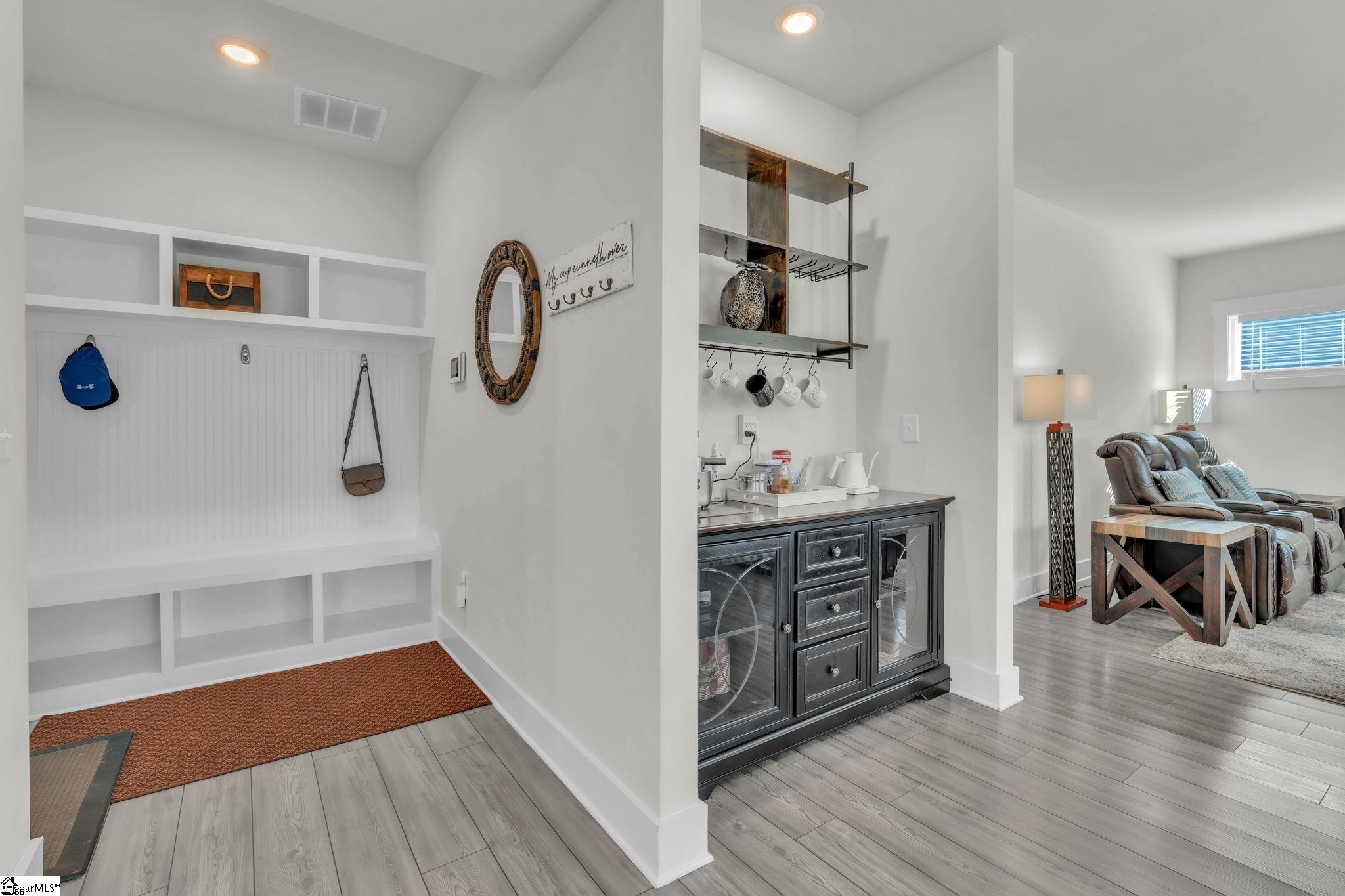 328 Roderick Lane Greenville, SC 29605 - Photo 12 of 31 Gallery Image 12