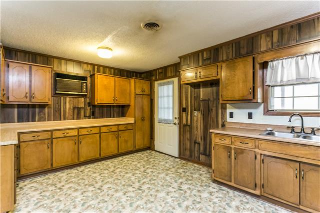 100 Morris Road Westmoreland, TN 37186 - Photo 6 of 17 Gallery Image 6