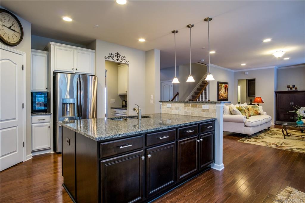 553 Brookhaven Drive Fort Mill, SC 29708 - Photo 3 of 24 Gallery Image 3