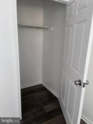 $269,900 | 9710 Kingsbridge Drive, Unit 104, Fairfax, VA 22031