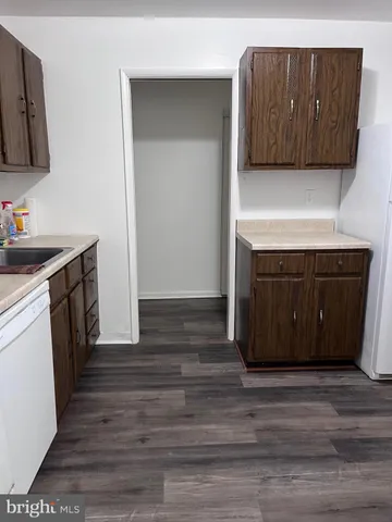 $269,900 | 9710 Kingsbridge Drive, Unit 104, Fairfax, VA 22031