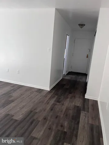 $269,900 | 9710 Kingsbridge Drive, Unit 104, Fairfax, VA 22031