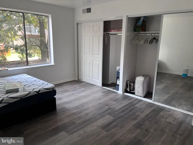 $269,900 | 9710 Kingsbridge Drive, Unit 104, Fairfax, VA 22031