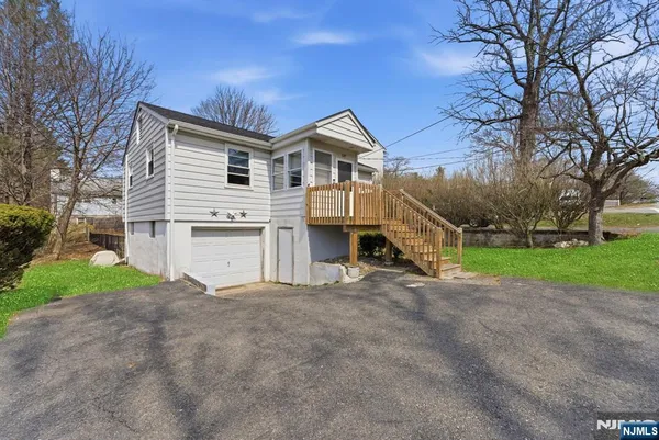 $449,999 | 537 Rogers Drive, Roxbury Township, NJ 07850