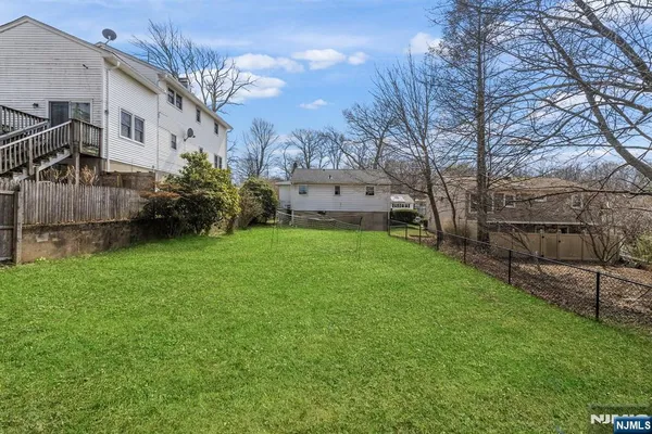 $449,999 | 537 Rogers Drive, Roxbury Township, NJ 07850