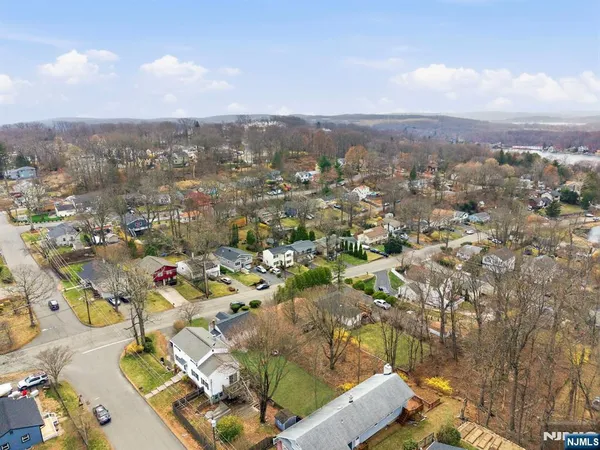 $449,999 | 537 Rogers Drive, Roxbury Township, NJ 07850