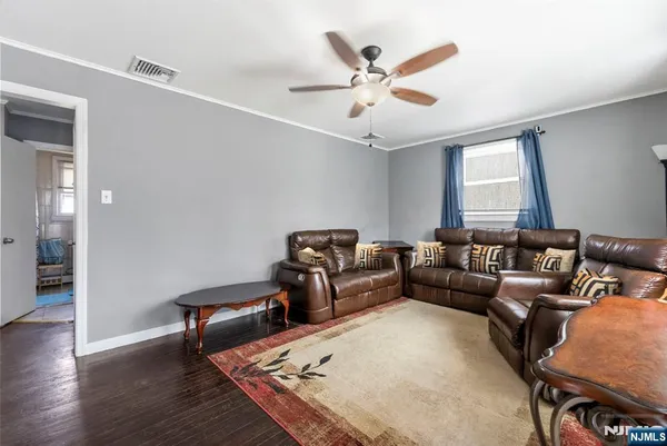 $449,999 | 537 Rogers Drive, Roxbury Township, NJ 07850