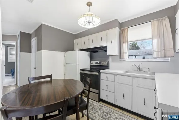 $449,999 | 537 Rogers Drive, Roxbury Township, NJ 07850