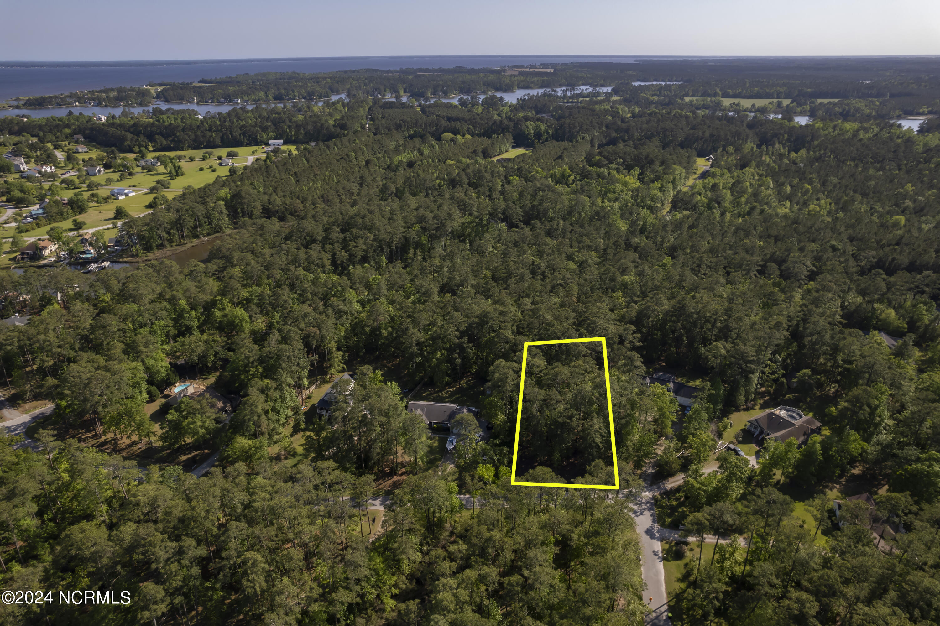 109 Spinnaker Point Road North Oriental, NC 28571 - Photo 14 of 18 Unobtrusive Restrictive Covenants