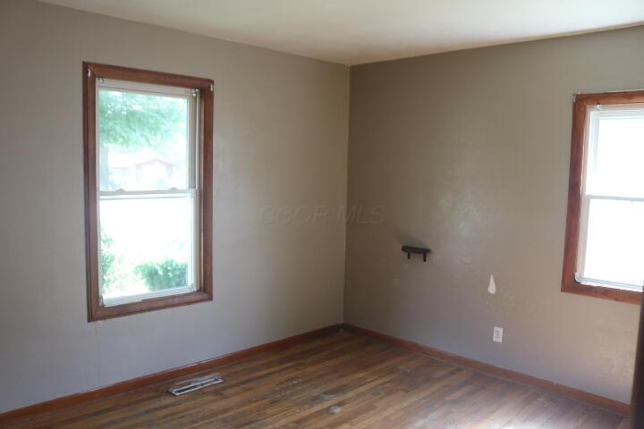 206-208 Edwards Road Johnstown, OH 43031 - Photo 4 of 14 IMG_6067