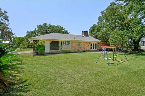 $325,000 | 600 Morgan Street, Madisonville, LA 70447