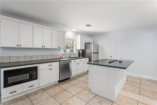 $325,000 | 600 Morgan Street, Madisonville, LA 70447