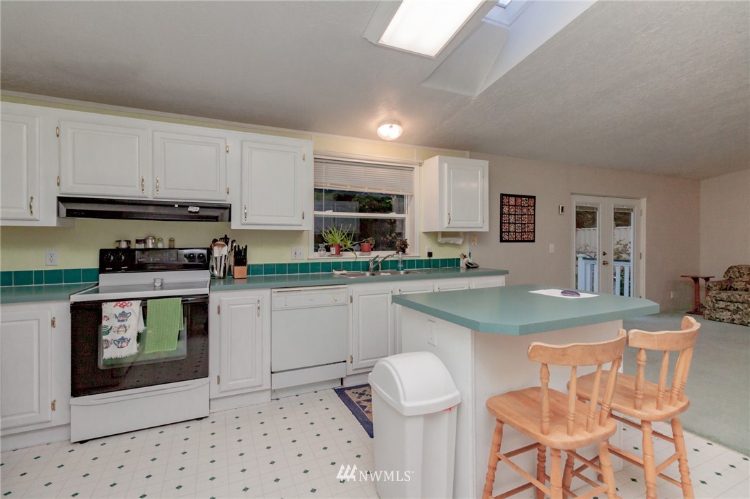 493 Cinebar Road Cinebar, WA 98533 - Photo 8 of 25 Gallery Image 8